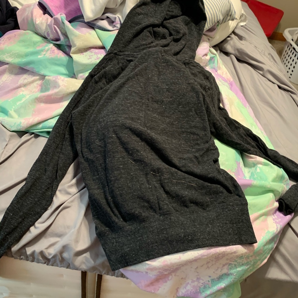 Nike sweatshirt worn once - Picture 2 of 2